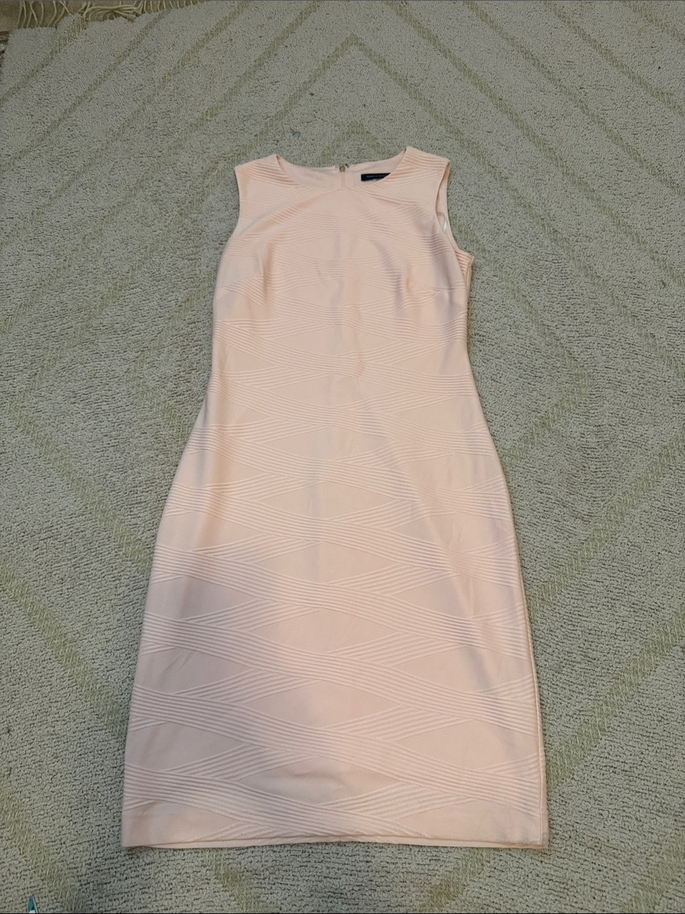 Tommy Hilfiger Blush Pink Textured Sheath Dress Size 4 Career Cocktail